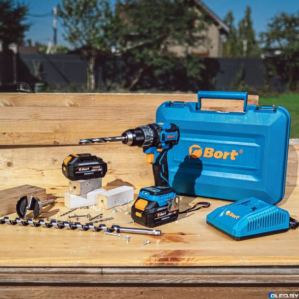 Дрель-шуруповерт Bort BAB-21U